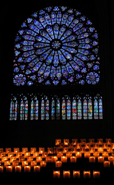 Description: http://i.pbase.com/u13/nat13/upload/38372789.notredamerosewindowweb.jpg